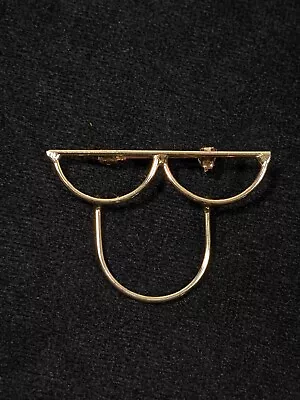 Vintage Gold Tone Eye Glasses Holder Pin Brooch Classic MCM • $6.99