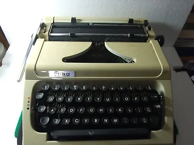 £47.50 • Buy Vintage Portable Erika Model 150 Typewriter