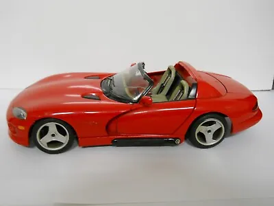 Collectible 1:18 Scale Red 1992 Dodge Viper RT/10 Diecast Convertible By Bburago • $19.95