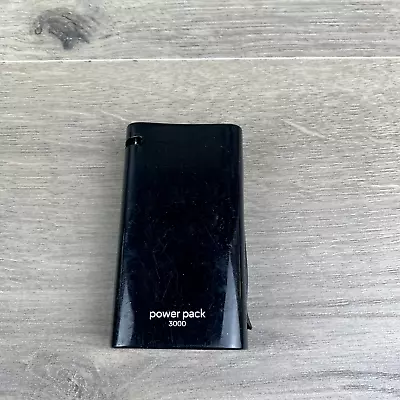 Motorola Power Pack 3000 Black Built-in Micro USB Cable Portable Power Bank • $12.99