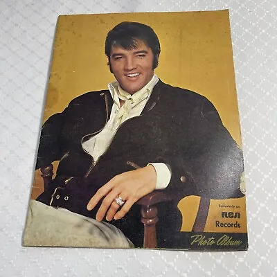 Elvis Presley RCA Records Souvenir Tour Photo Album 1970 Yellow  20 Pages • $48.44