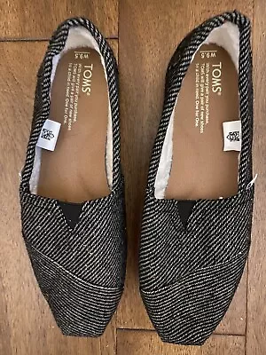 $15 • Buy TOMS Wool Black/white Speckled Herringbone Shearling Lined Flats Size 9.5