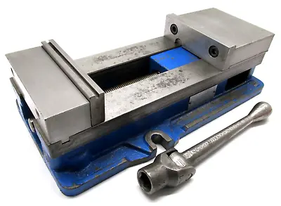 KURT ANGLOCK 6  MILLING MACHINE VISE W/ JAWS & HANDLE - #D688 • $549.99