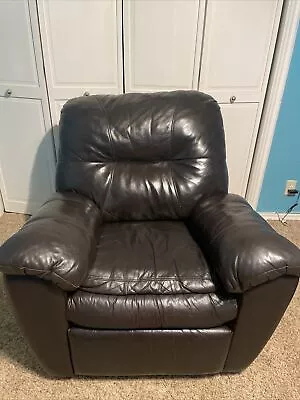 La-z-boy Black Leather Recliner • $75