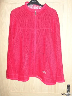 £17.50 • Buy Ladies Weird Fish , Zipped Top, Side Pockets Red Size 22.