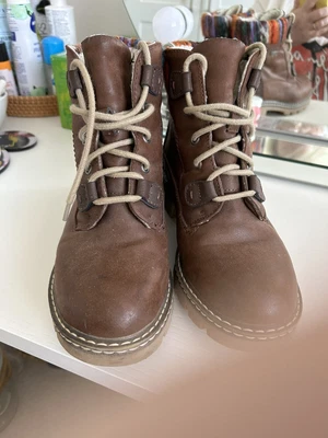 £14.99 • Buy Brown Pavers Boots Uk6