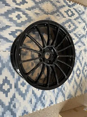 $2500 • Buy Oem Lamborghini Gallardo Front Wheel In Gloss Black, 8.5Jx19 LP560, 15 Spoke