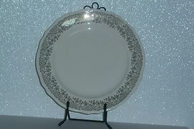 Edwin M. Knowles China Dinner Plate Mint 22 Karat Gold • $20