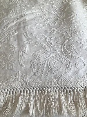 Vintage BATES Queen Elizabeth King Bedspread WHITE Matelasse With Fringe • $115