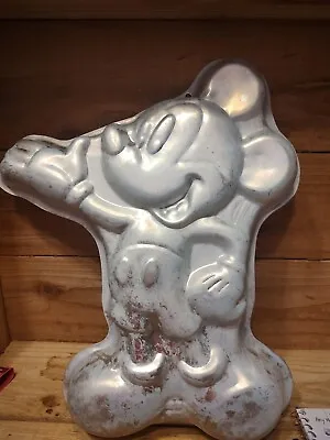 Vintage Mickey Mouse Cake Pan By Wilton Enterprises 1995 • $10