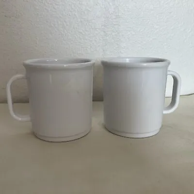 2 Vintage RUBBERMAID Melamine Melmac 12oz Coffee Mugs Cups GREAT FOR CAMPING ! • $10.99