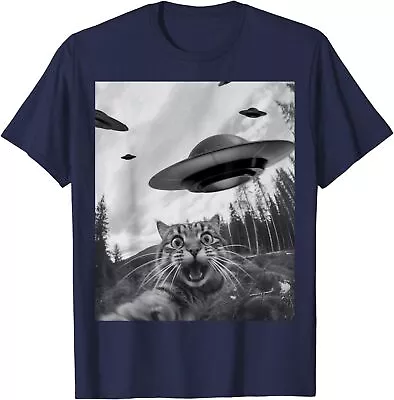 Funny Cat Selfie With Alien UFO Cool Animal Lover Unisex T-Shirt • $19.99