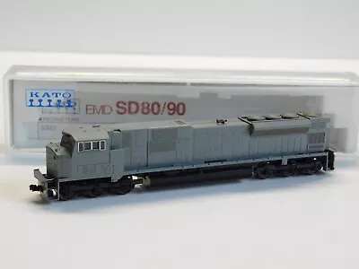 N SCALE KATO 176-5500 Undecorated SD80MAC Diesel Locomotive Train • $51