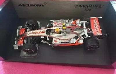 1:18 Minichamps Vodafone McLaren Mercedes MP4-22 Lewis Hamilton 2007 #2 • £122.99