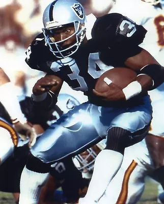 Bo Jackson Oakland Raiders 8x10 Sports Photo #111 • $2.99