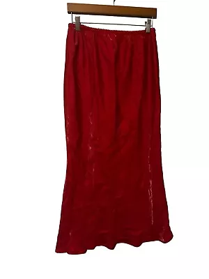 Venezia Jeans Women’s 14/16 Red Shimmer Maxi Skirt 1990s Y2K Vintage Rayon Blend • $25