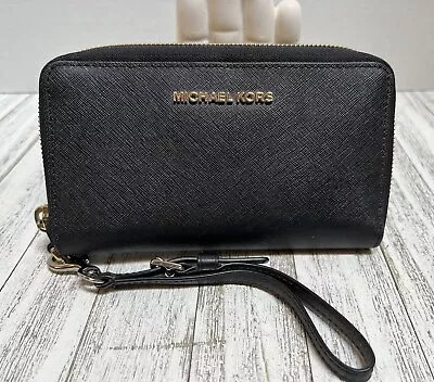 Michael Kors Jet Set Continental Leather Phone Clutch Wallet Wristlet Black READ • $10