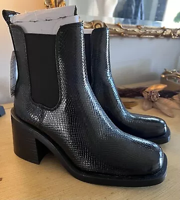 Women's H&M Chelsea Boots In Black With Chunky Heel Snakeskin Pattern New Size 9 • $38