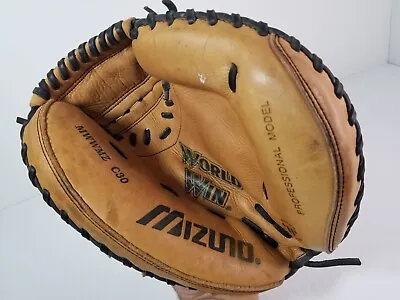 Mizuno World Win MWWMZ C30 Catchers Mitt 32  RHT Professional Model VHTF • $41.21