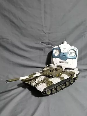 VSTANK 1/24  Russian T-72 Battle Tank WWII 2.4G Rc Battle Tank W Remote Tested  • $180