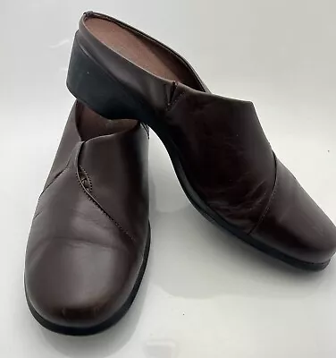 Clarks Clogs Women's Brown Slip On Mules Clogs Leather Size 9.5M 72302 • $26.95