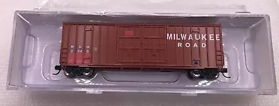 N Scale Intermountain Milwaukee Road 50’ Gunderson Double Door Box Car MDW #2440 • $24