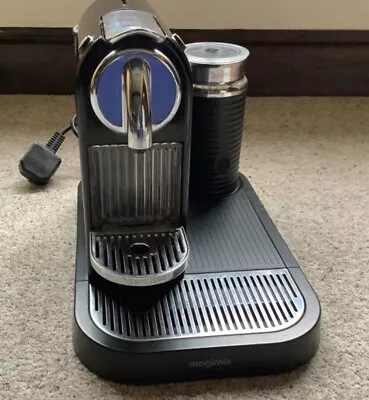 Magimix Nespresso M190 Coffee Machine With Milk Frother • £21