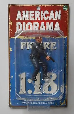 POLICE OFFICER III AMERICAN DIORAMA 1:18 Scale Figurine 4  Male Man Figure • $8.59