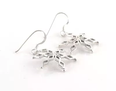 $13.54 • Buy Sterling Silver Rounded Snowflake Earrings - Free Gift Packaging
