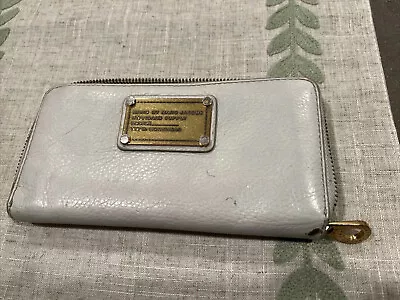 MARC JACOBS Classic Q Slim Accordion Zip Leather Wallet Cement Beige Gray Taupe • $100