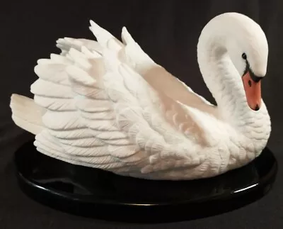 White Swan Figurine Bone China 1991 Maruri USA Graceful Reflections Bird W/Base • $51.90