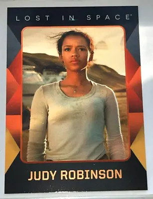 2019 Rittenhouse LOST IN SPACE Taylor Russell As JUDY ROBINSON Character Chase⚡ • $5.99