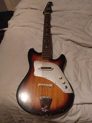 Vintage Kent Polaris I No. 540 Electric Guitar. • $250