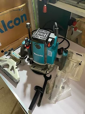 £200 • Buy Makita RP2301FCX Plunge Router 240V
