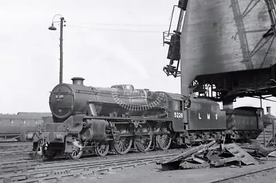 PHOTO  LMS London Midland & Scottish Railway Steam Locomotive 5MT 5226 York 1948 • £1.99