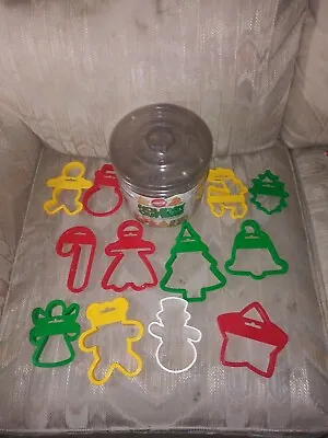 $17.99 • Buy Wilton Holiday Christmas Cookie Cutters Xmas 12 Fun Shapes Child Safe Plastic...