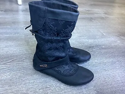 Merrell Haven Boots Embossed Leather J69172 Womens Size 5.5 Black Boots Bootie • $23.77