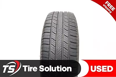 Used 235/65R17 Michelin X Tour A/S 2 - 104H - 12/32 • $83.62