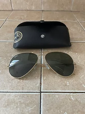 Ray Ban Vintage Aviator (Gold Frame Green Lenses) (RB3026) • $18