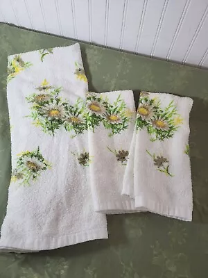 Vintage Mid Century Yellow Daisy Floral Terrycloth 1 Bath Towel 2 Hand Towels • $9.99