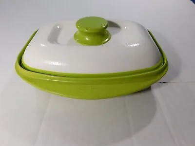 Rangemate 10  Microwave Oven Cooker Non-Stick Lime Green Grill Pan With Lid • $20