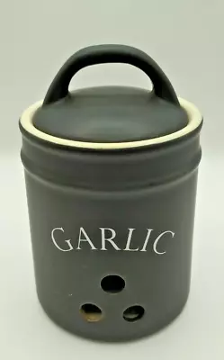 David Mason Design Stoneware Garlic Pot With Lid - Satin Black • £29.99