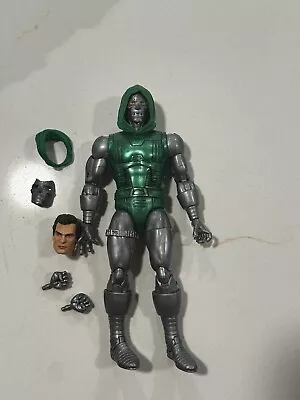 Complete Marvel Legends 6” Dr Doctor Doom (vs Captain Marvel) • $19