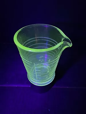 VTG KODAK Uranium GLOW Glass Beaker Measuring Cup Apothecary  Photographic 8oz • $22.88