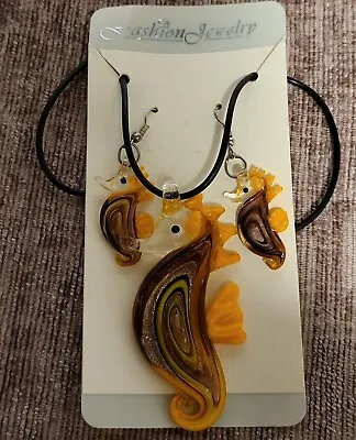 Orange/Brown Art Glass Seahorse   Pendant And Earrings Set . • $12.43