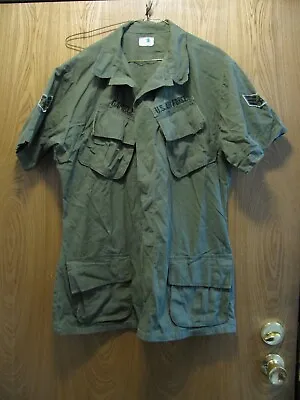 Vietnam Era U.s. Air Force Jungle Jacket With Theater Made Insignia (1969)~nice~ • $49.95