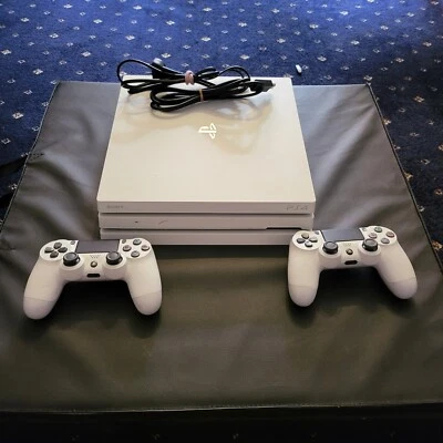 $245 • Buy Sony PlayStation 4 Pro 1TB - White + 2 Controllers - Excellet Condition