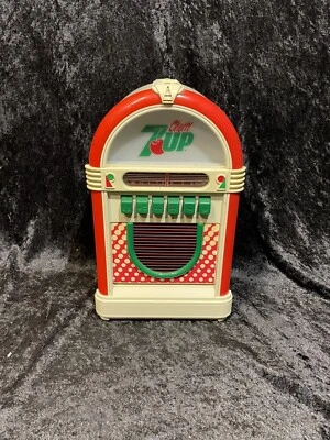 Cherry 7up Am/FM Radio • £47.58