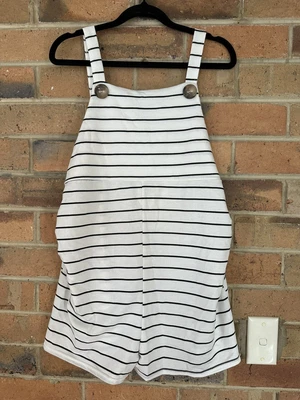 $8 • Buy Women’s Boohoo Maternity Jumpsuit Size 10