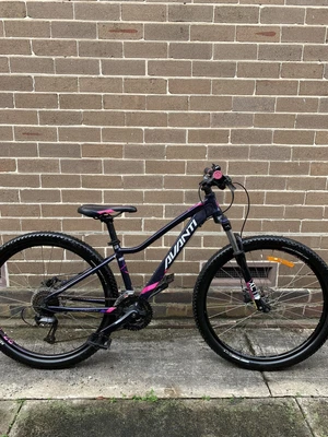 $168 • Buy AVANTI Mountain Bike | Montari 3 | Pink Purple Navy Black